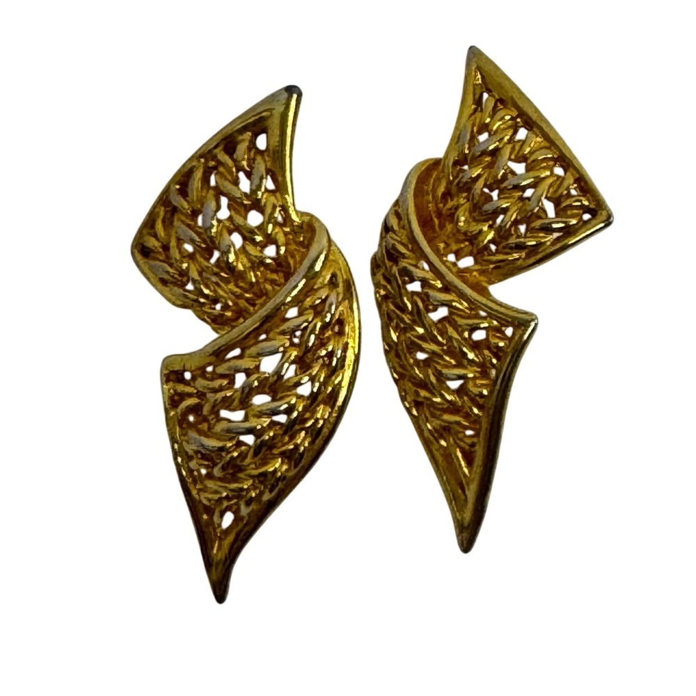 Vintage Gold Tone Swirl Statement Earrings Textured‎ Mesh Abstract Wing Studs